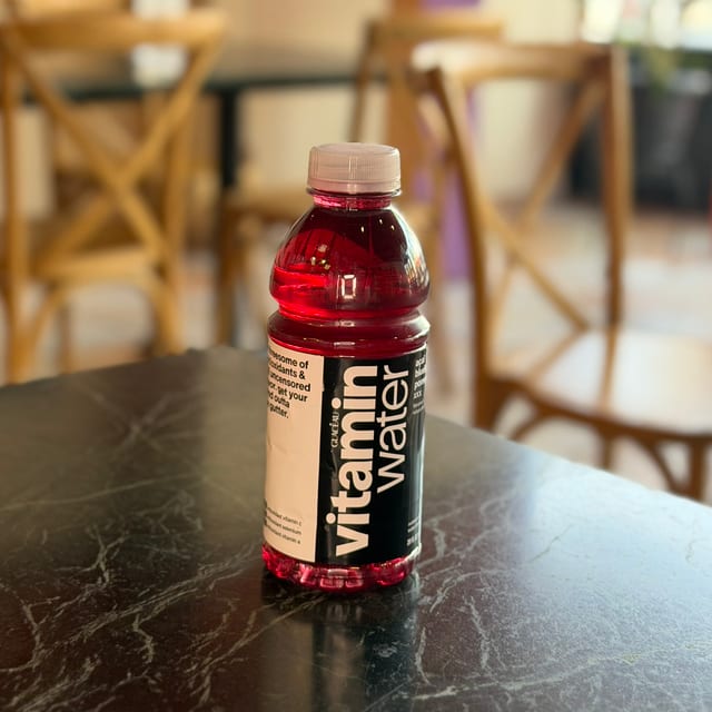 Açai Blueberry Pomegranate Vitamin Water (20 Oz).