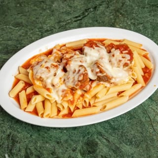 Pasta with Meatballs and Mozzarella Cheese