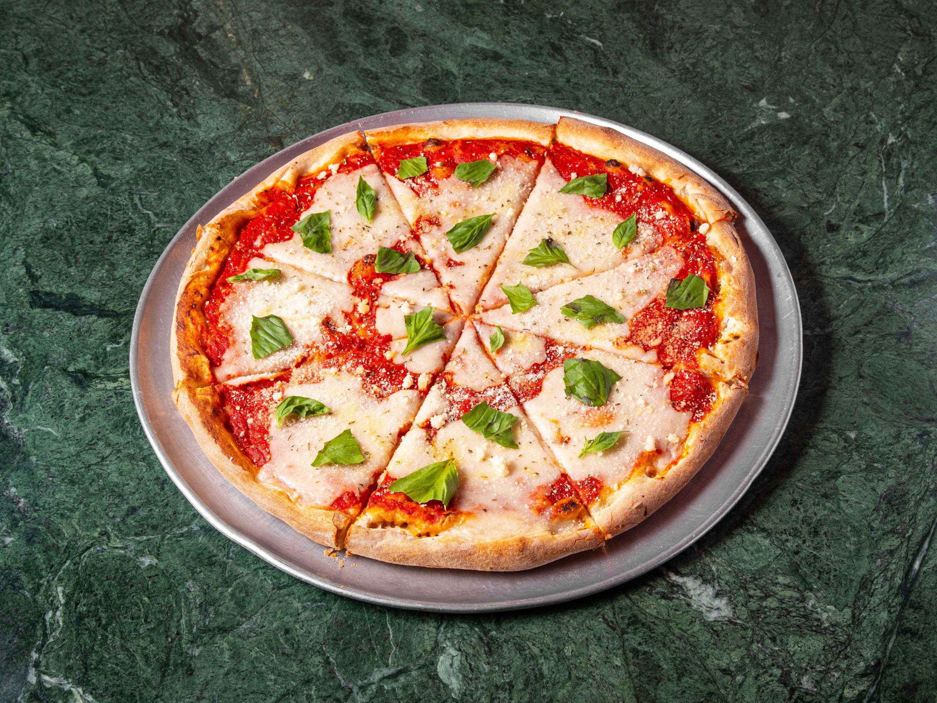 Vegan Margherita Pizza 12”.