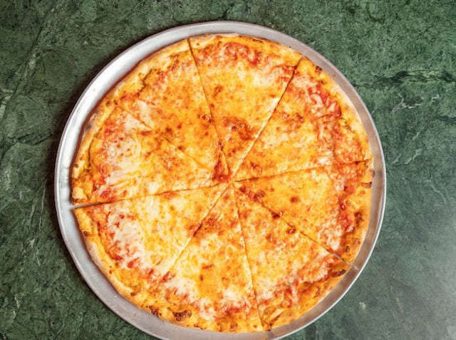 Regular Crust Pizza.